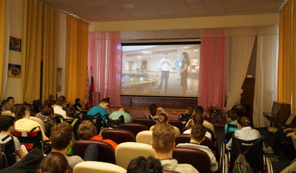 В преддверии Дня космонавтики дети нашей организации провели онлайн экскурсию в Московский планетарий. Дети испытали чувство гордости за достижения отечественной космонавтики.