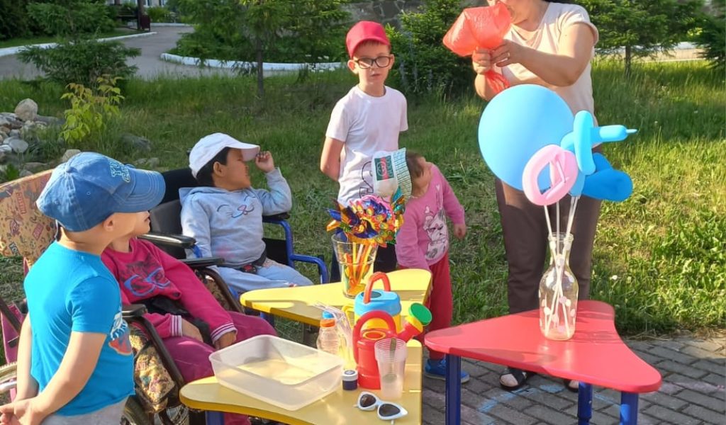 Летняя лаборатория: «Солнце, воздух и вода — наши лучшие друзья!».