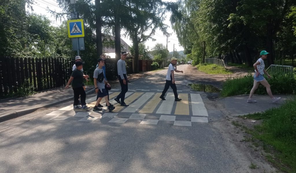 Практикум по правилам дорожного движения