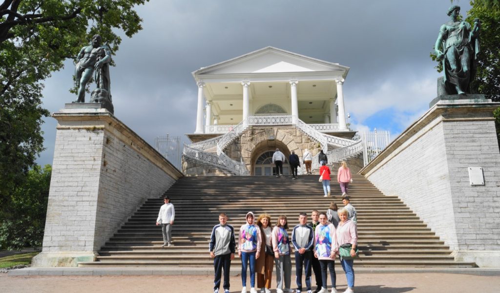 Первый день в Санкт-Петербурге. Загородная экскурсия «Под сенью Царскосельских садов».