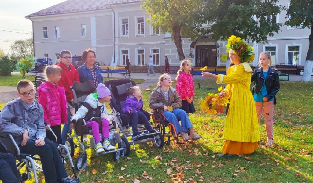 Досуг «Снова Осень к нам пришла»