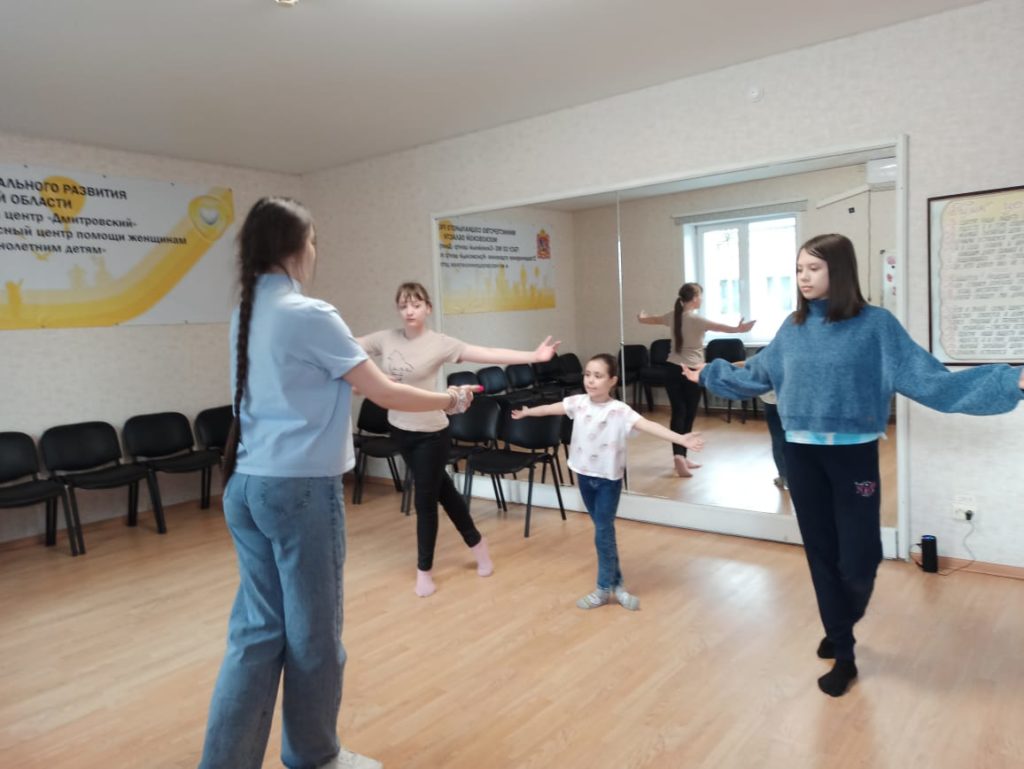 В СЦ «Дмитровский», в Кризисном центре прошёл мастер-класс по восточным танцам.